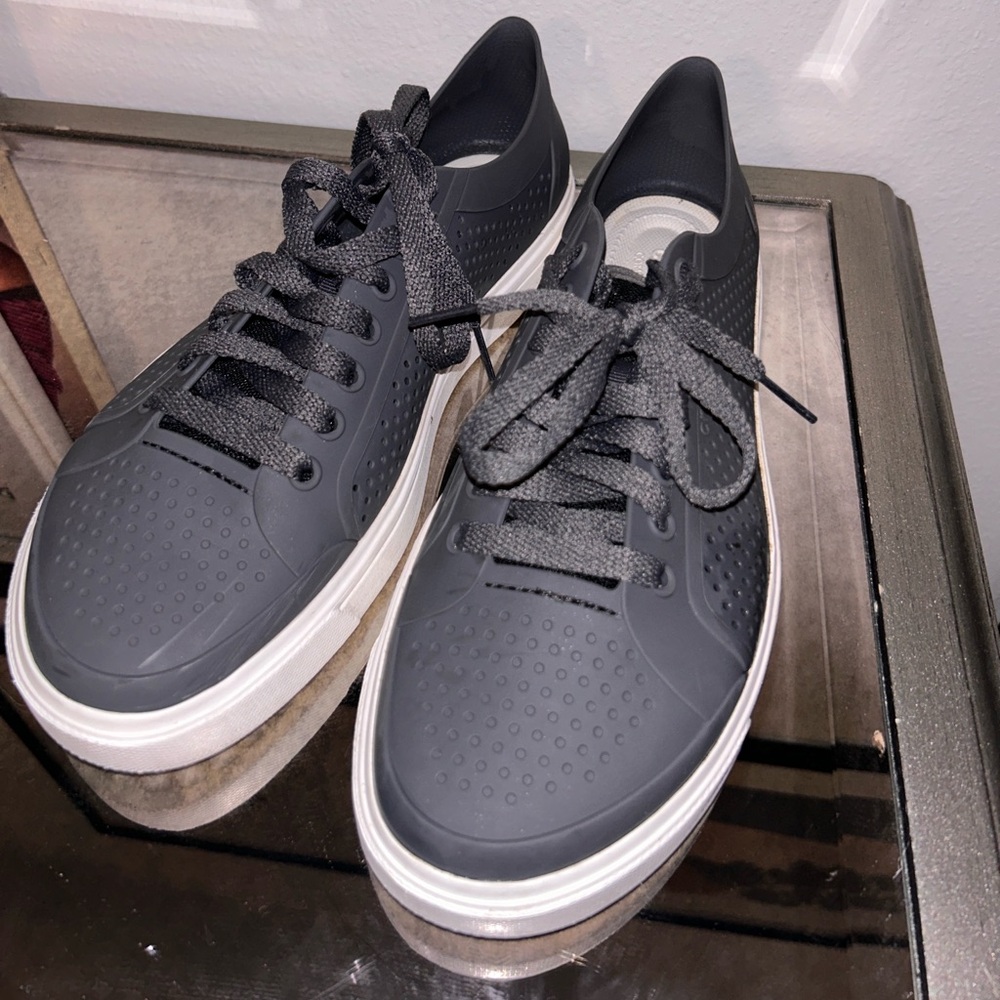 Crocs Citilane Roka Court size 11 women’s gray rubber tennis shoes grey